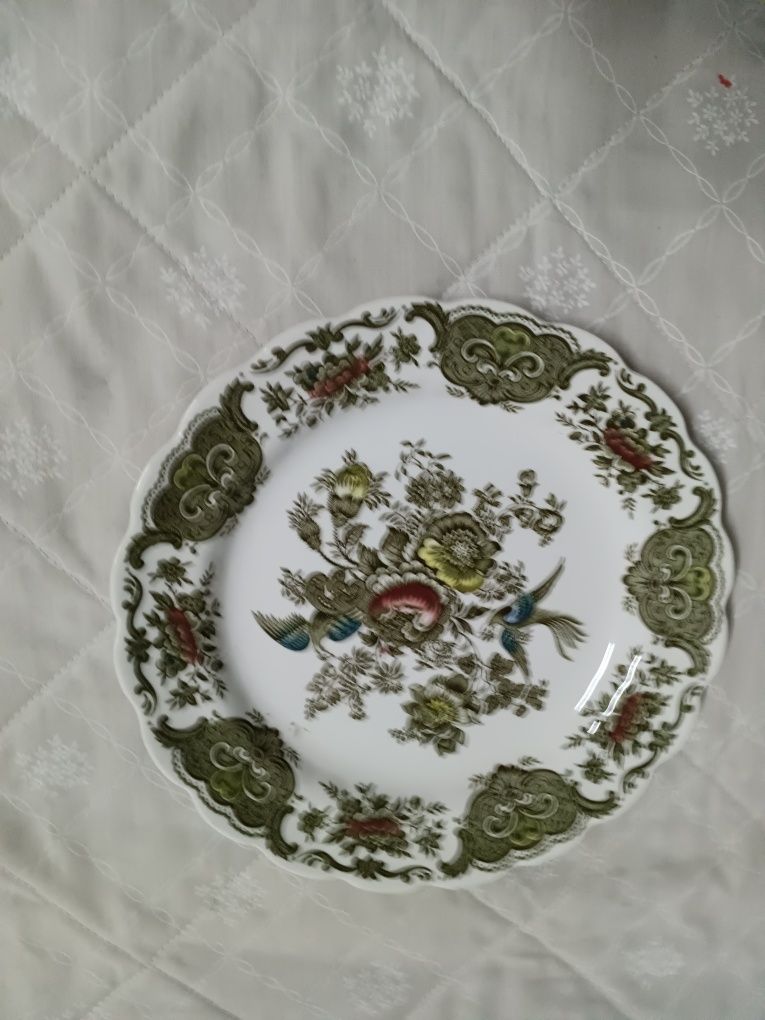 Pratos ingleses em verde