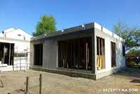Budowa domku jednorodzinnego bez konstrukcji dachowej