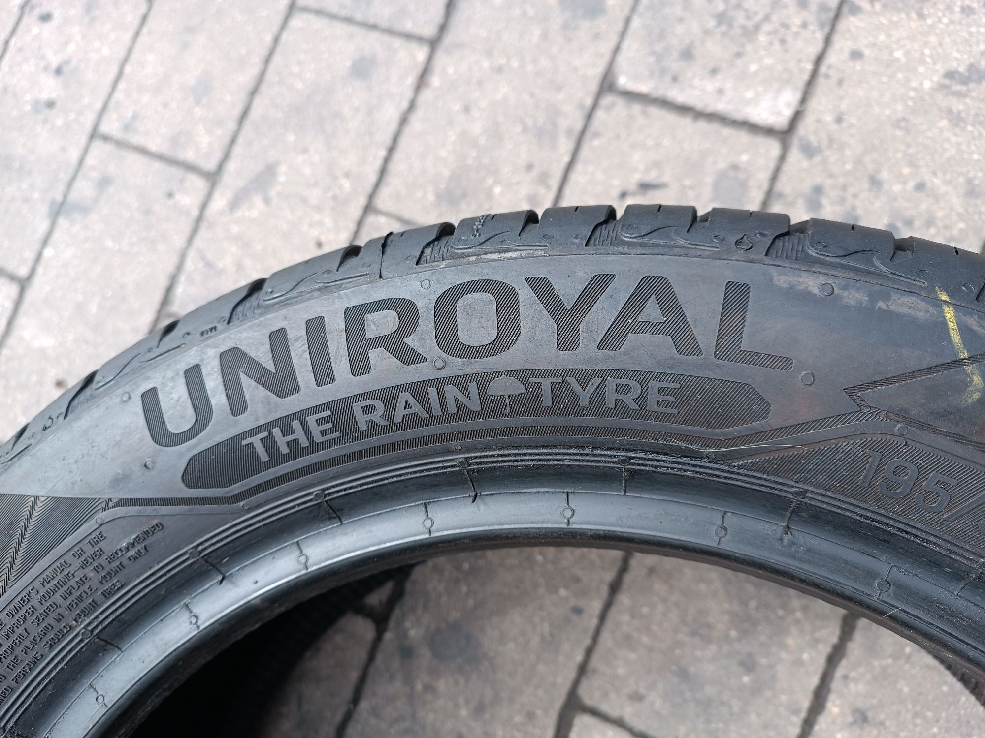 195/50R15 Uniroyal RainSport 5 opona pojedynka