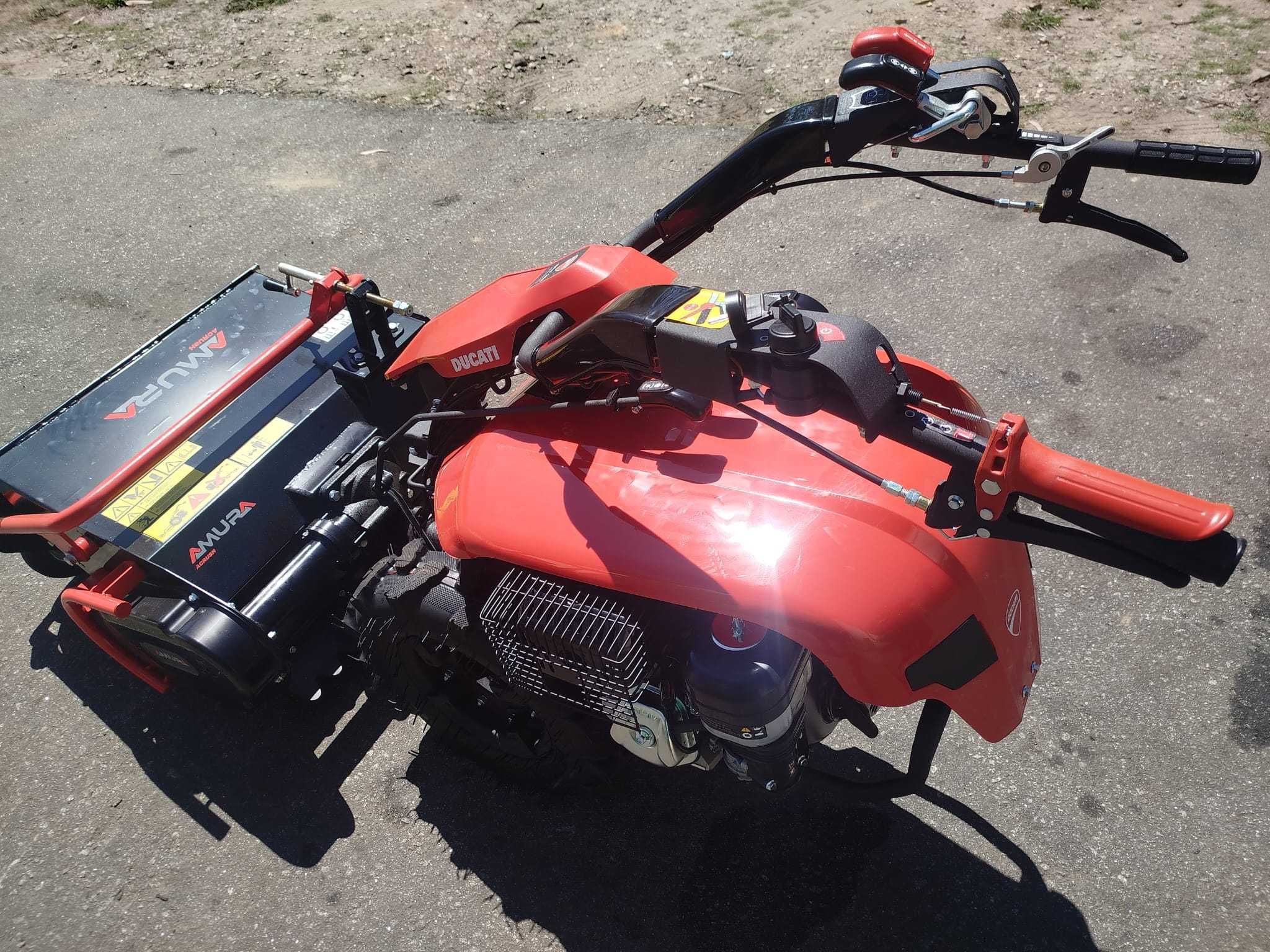 Motocultivador Ducati Gasolina 15cv C/ Triturador Martelos 70cm