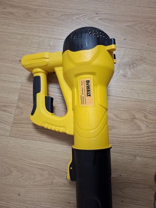 Mocna Dmuchawa pod baterie Dewalt