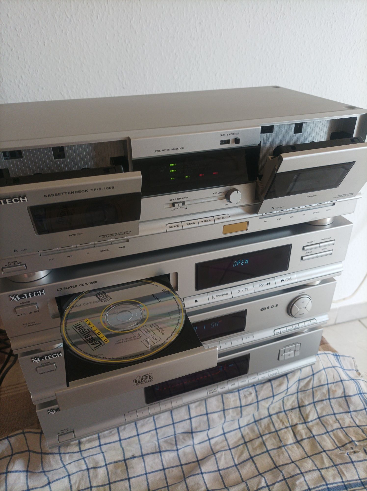 4 elementy wieży X4-TECH
