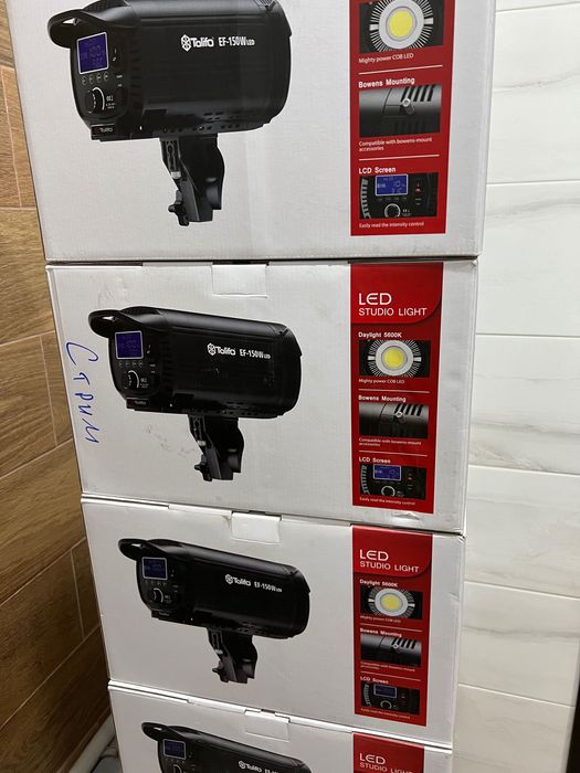 Студійне освітлення Tolifo