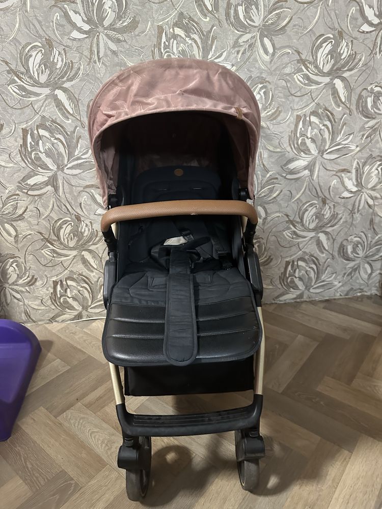 Продам детскую коляску