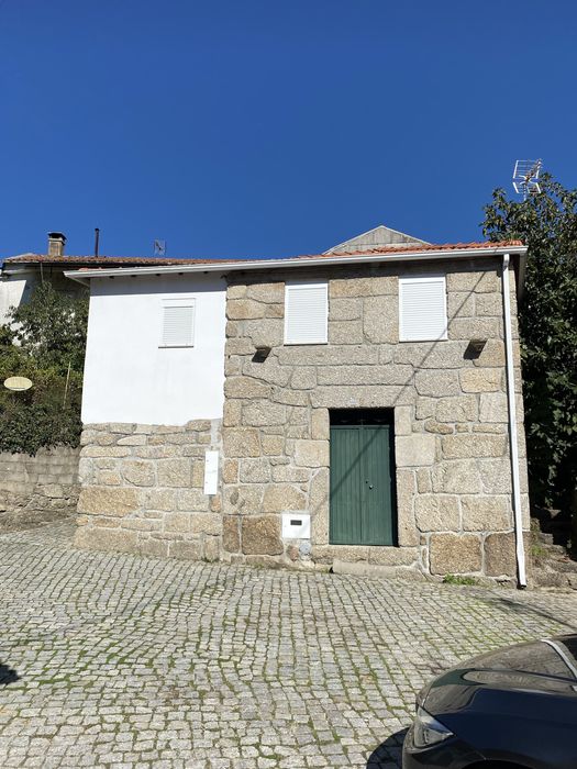 Moradia T1 para arrendamento