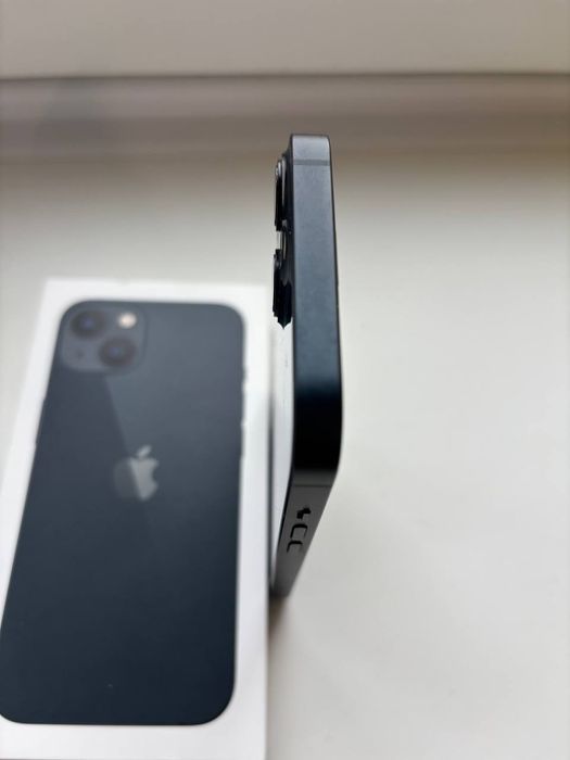 iPhone 13 (Midnight) 128GB