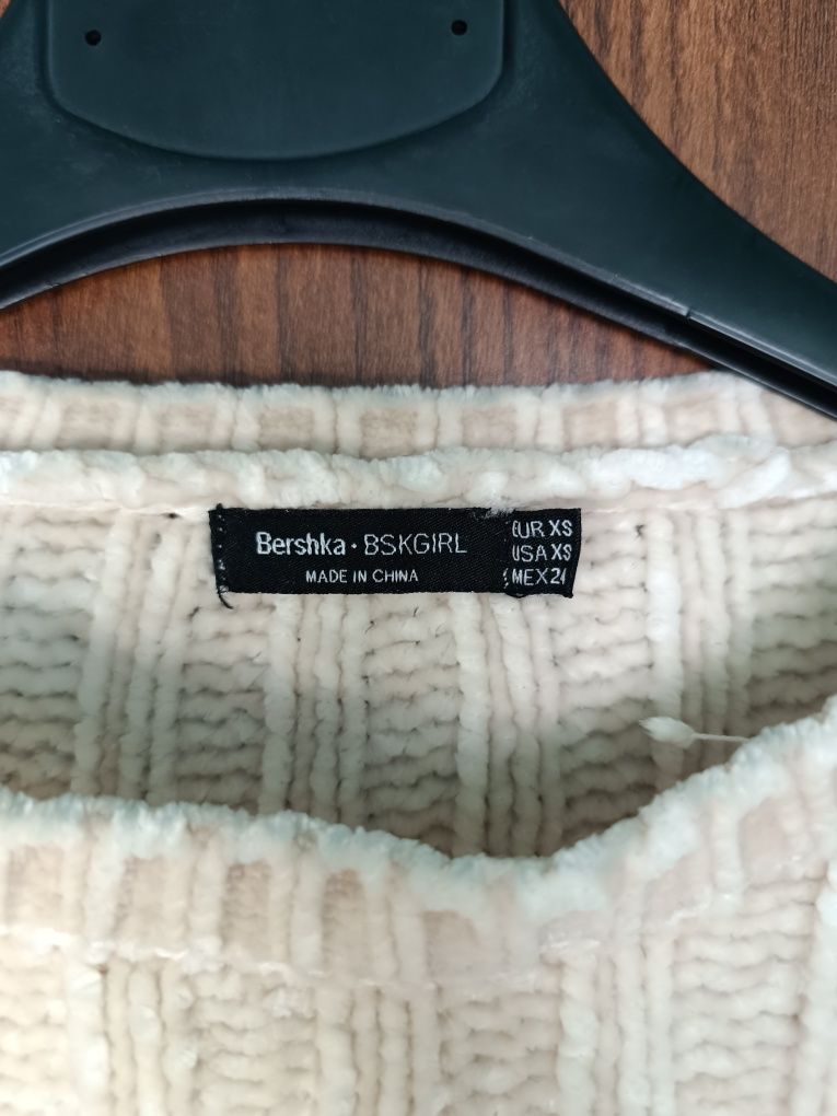 Krótki sweterek oversize