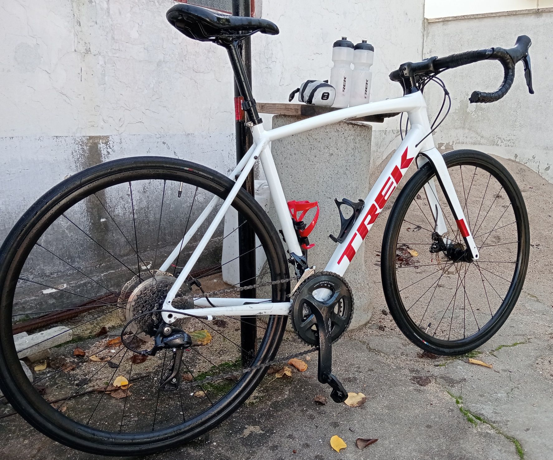 Bicicleta de estrada trek