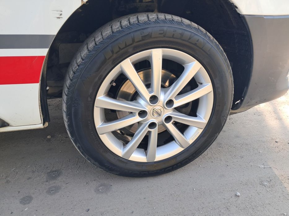 Felgi aluminiowe z oponami r17 225/55 Renault TRAFIC III Opel VIVARO b