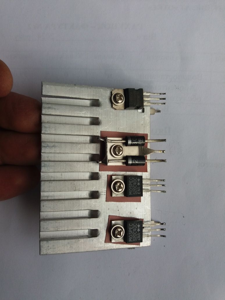 Продам транзистори S20C40C, R 302