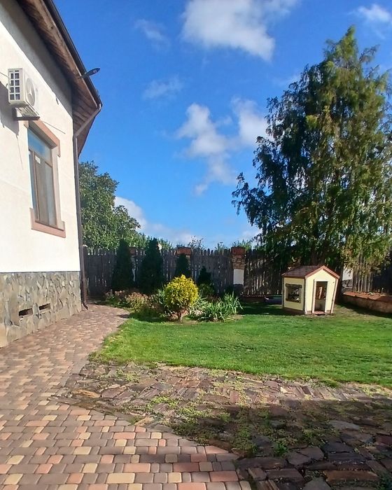 Власник. Продам будинок в Ц-міському районі вул. Українська 256