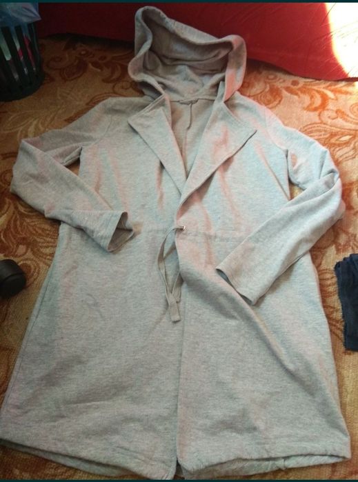 8-9 класс 14-18 лет подрос 40-42 пиджак кофта кардиган, можно в школу