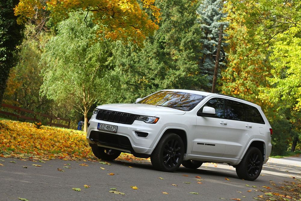 Jeep Grand Cherokee Jeep Grand Cherokee ALTITUDE