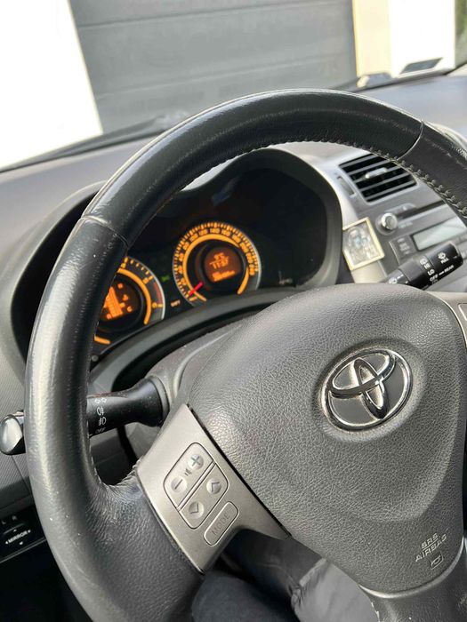 Toyota Auris 2007 / idealny niskie spalanie !