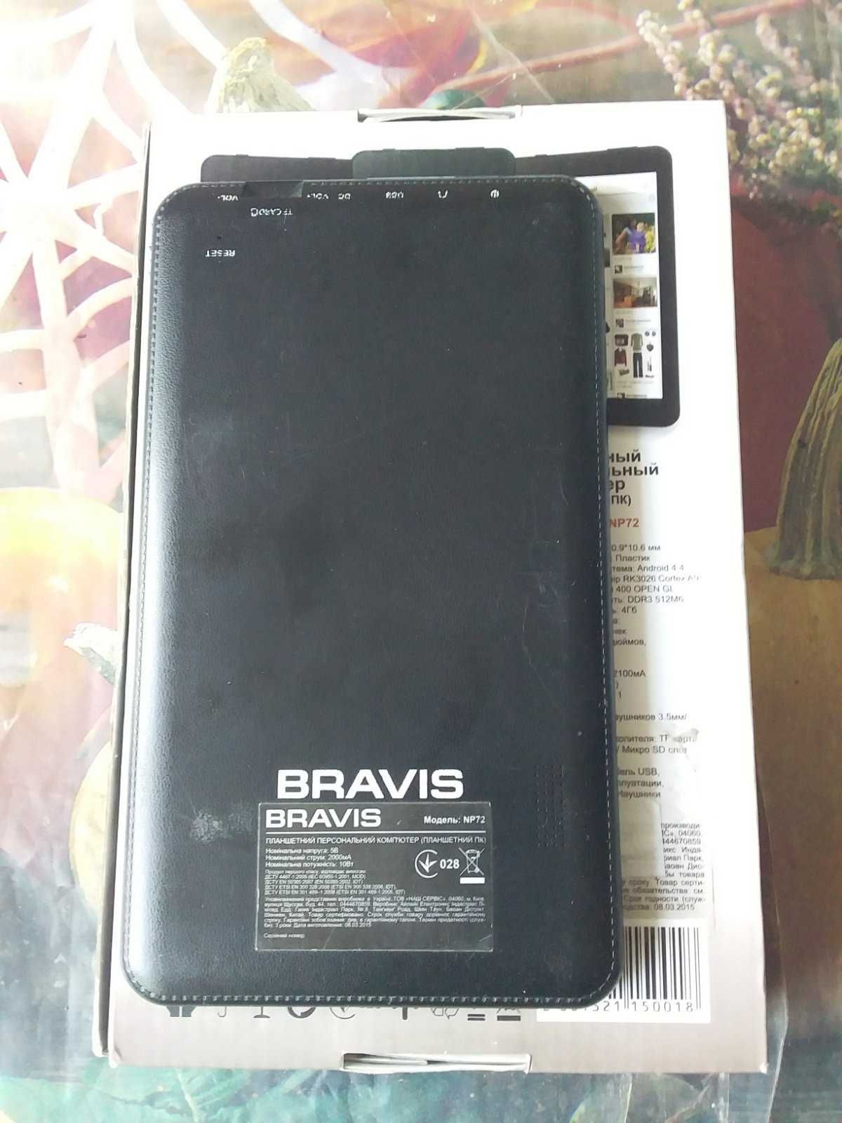 Планшет Bravis NP72