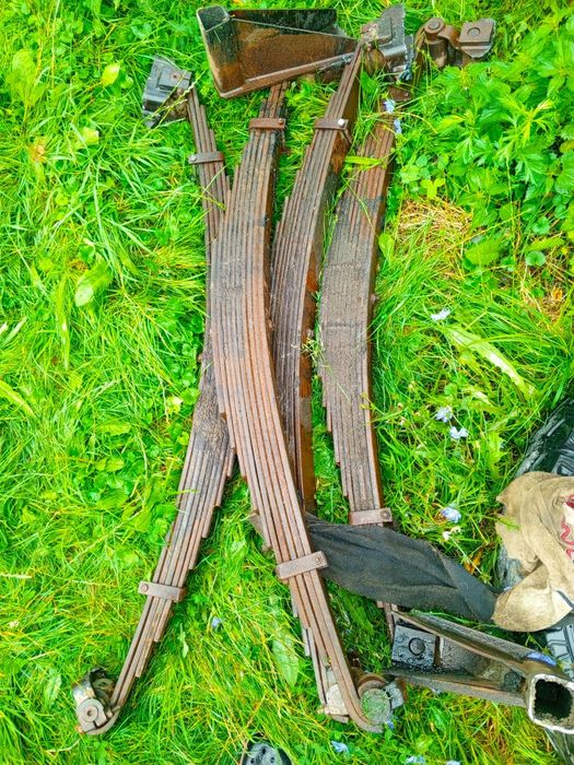 Продам осі на прицеп.