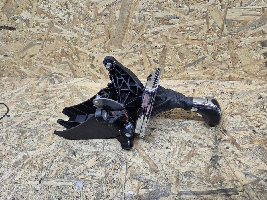 Wybierak lewarek zmiany biegów Opel Zafira C 1.6 CDTI