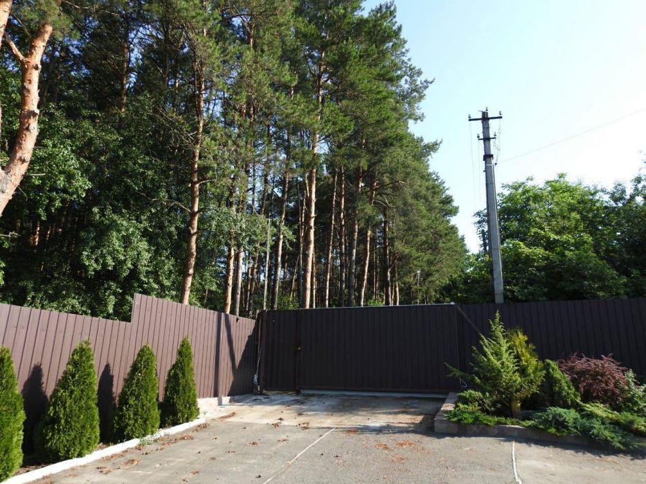 Сучасний будинок в оточенні природи, Житомирська траса, 25 км від Київ