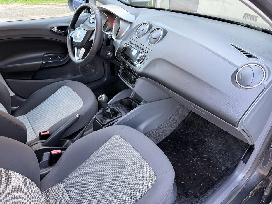 Seat Ibiza 2008 1.2 16v klimatronic Tempomat Alufelgi