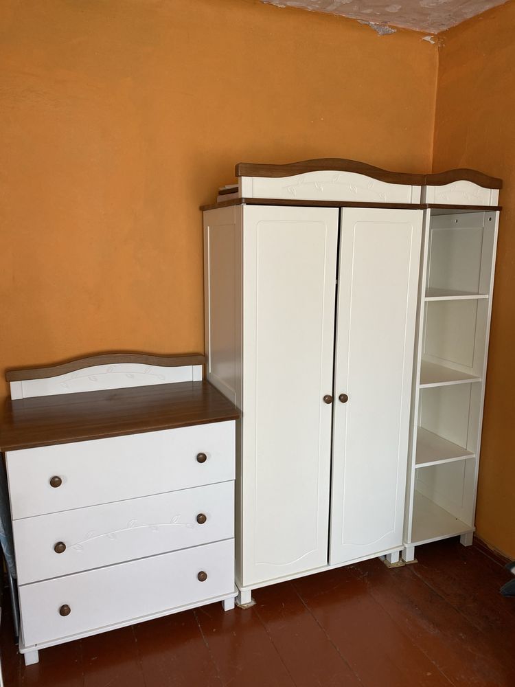 Komplet mebli dziecięcych Rafał Klupś + Łóżeczko Żyrafka