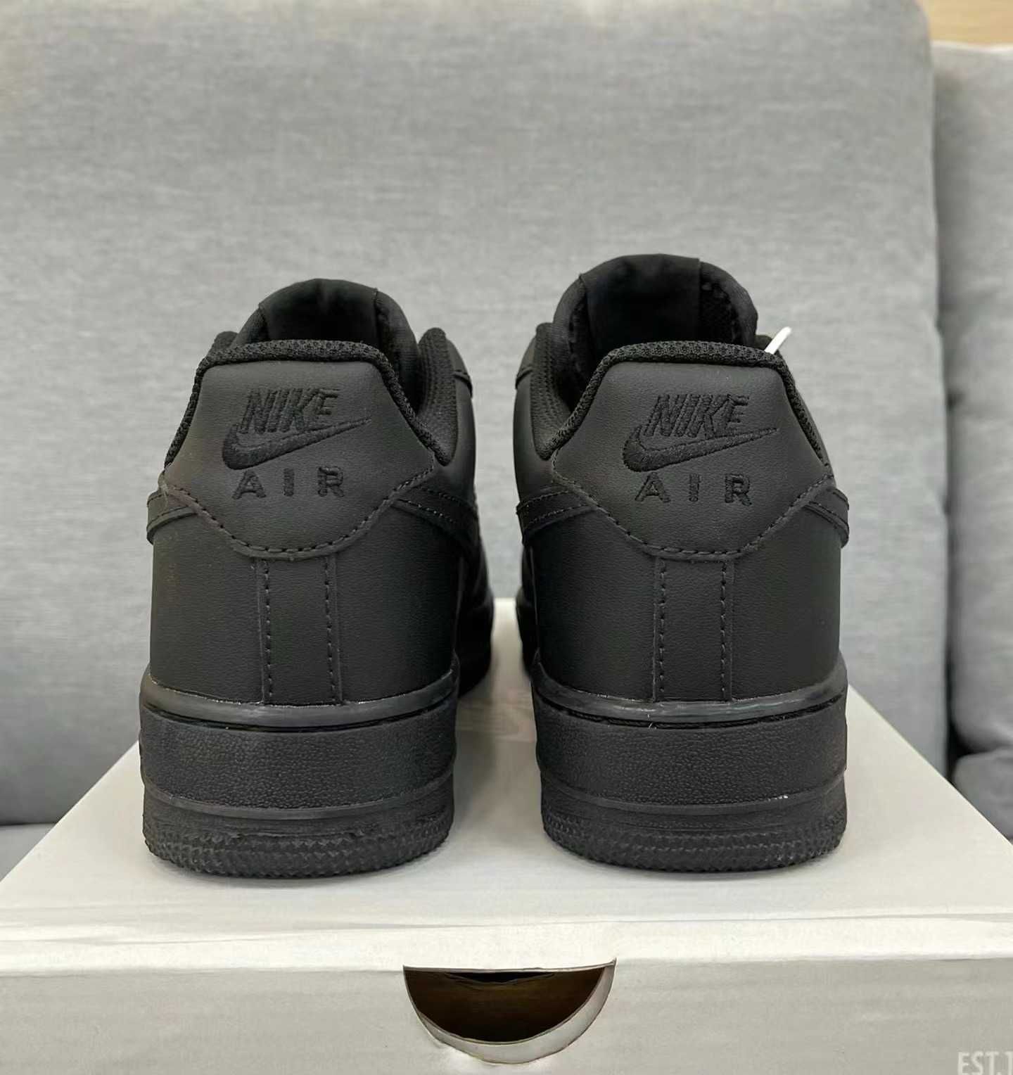 Nike Air Force 1 '07 Black 38