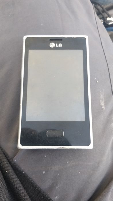 LG Optimus L3 E400