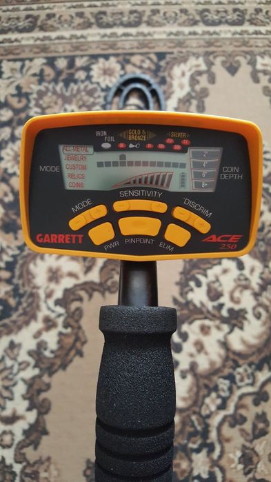 Металлоискатель Garrett ACE 250