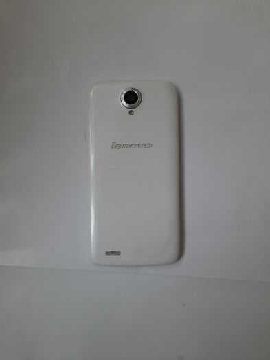 продается  смартфон  Lenovo S820