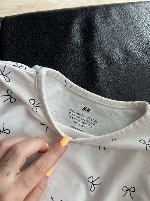 Bluzka H&M 110/116 długi rękaw koszulka kokardki