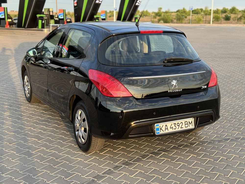 Продам Peugeot 308 АВТОМАТ газ/бензин