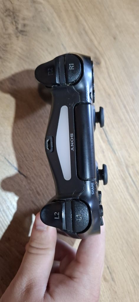 Poad od ps4 (sprzedam tanio i szybko)
