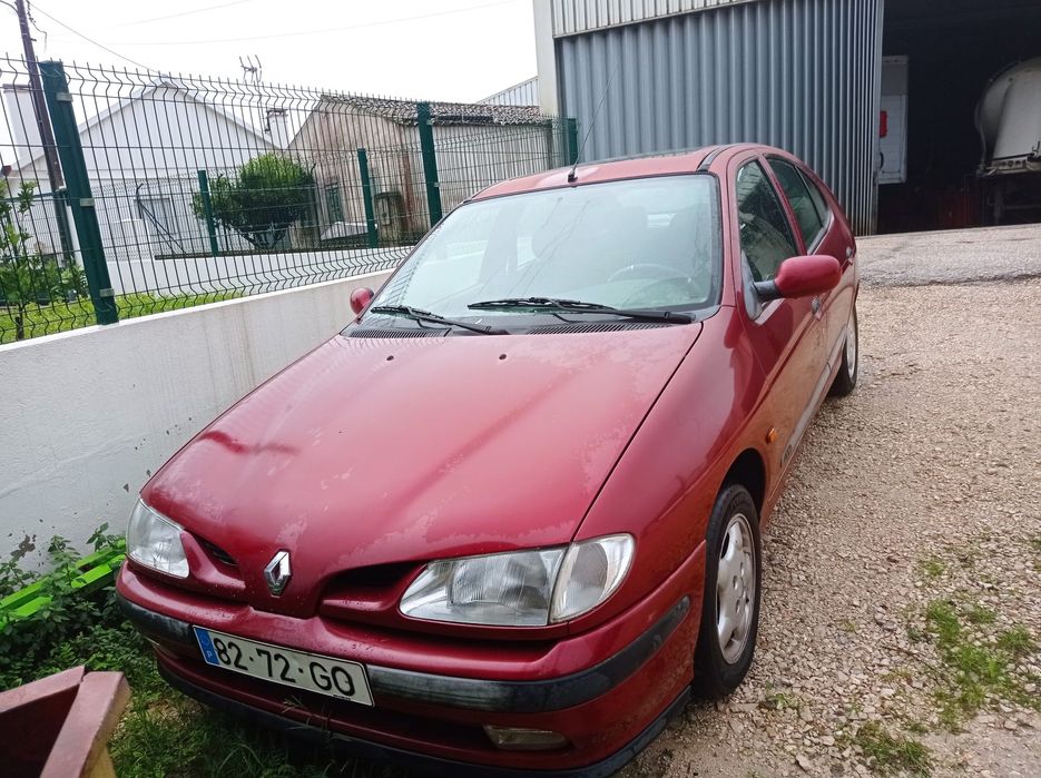 Megane gasolina com imspécão