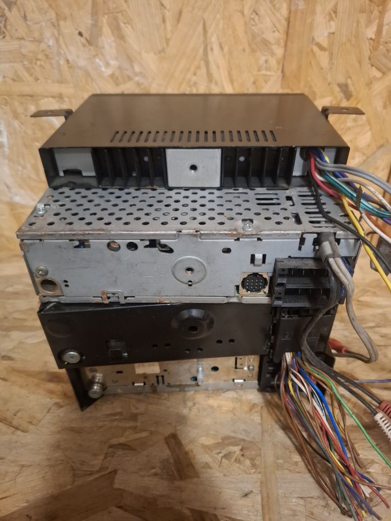 Equalizer audio + radia Blaupunkt sprzet audio