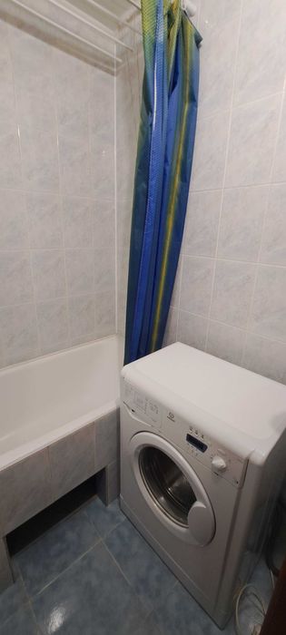 Сдам 3 комн квартиру, 7-ая фонтана. 3/9 этаж. Долгосрочный. От хозяина