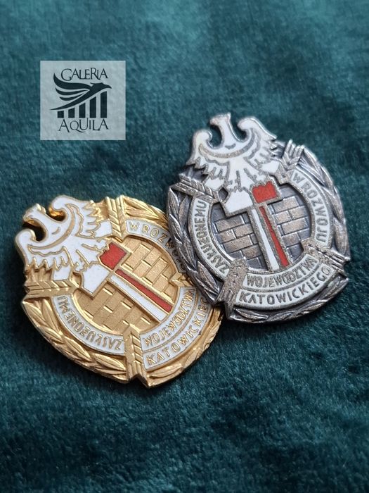 Dwie odznaki Zasłużonemu w rozwoju woj. katowickiego