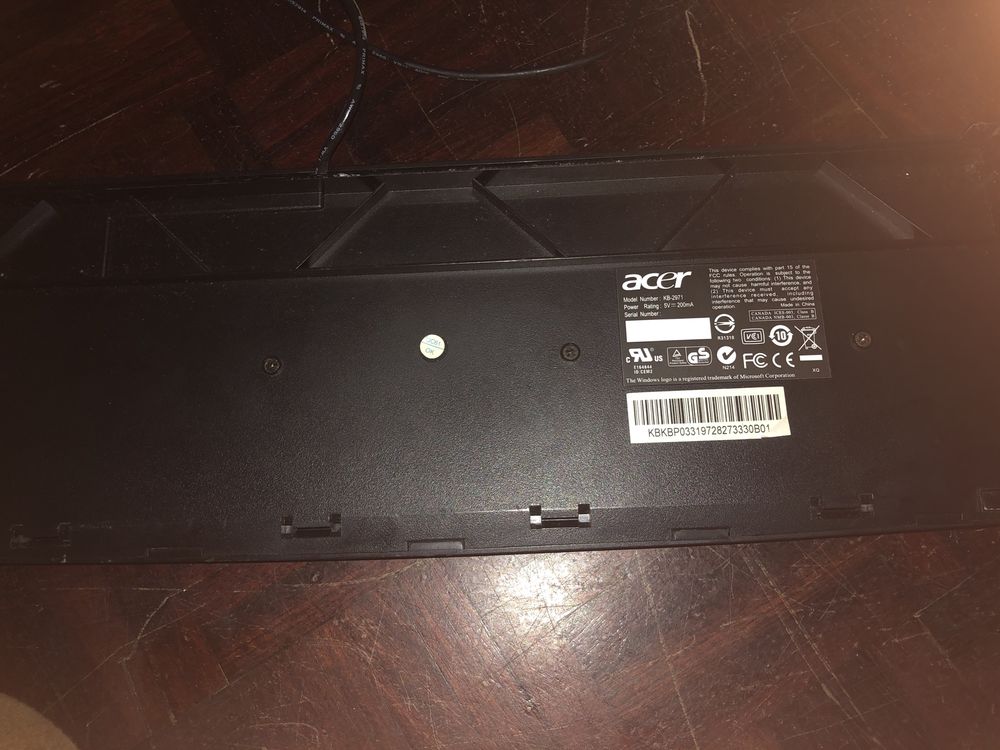 Teclado Acer em muito bom estado
