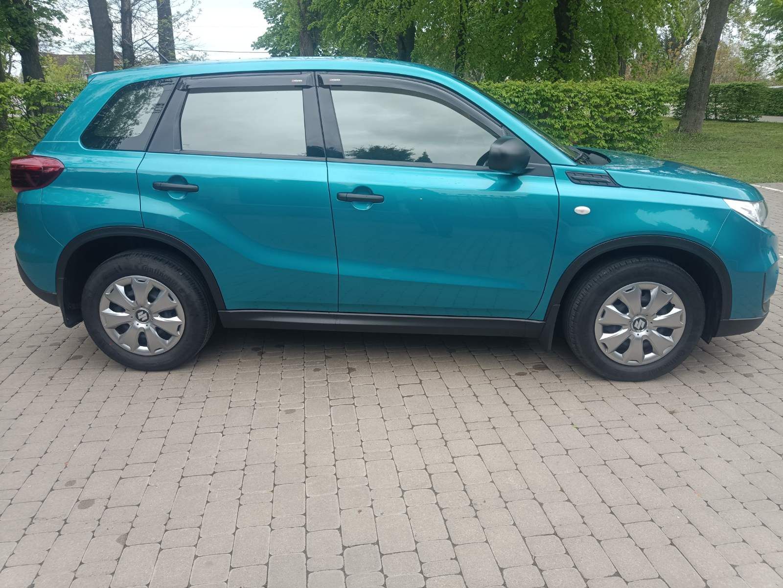 Продам офіційну Suzuki Vitara АВТОМАТ