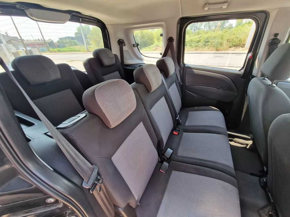 Fiat Doblo 1.3 M-Jet 7 Lugares