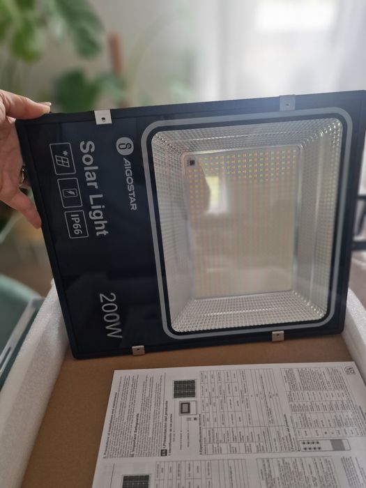 Candeeiro solar de exterior de 200w novo