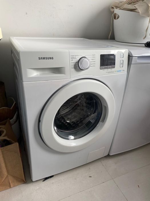 Maquina de lavar a roupa Samsung