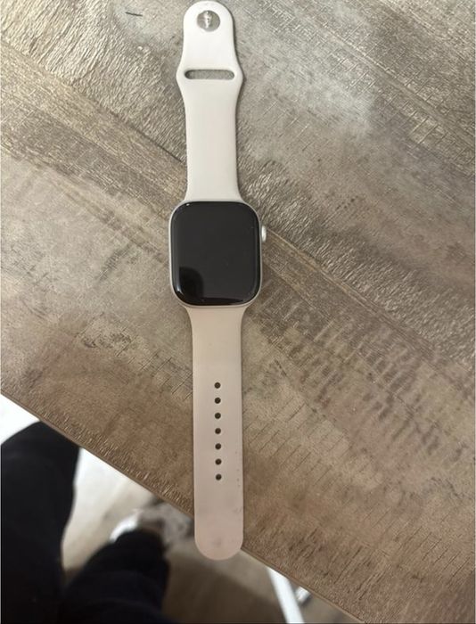 Apple Watch Series 10 46mm придбане 27.05 має додаткову гарантію