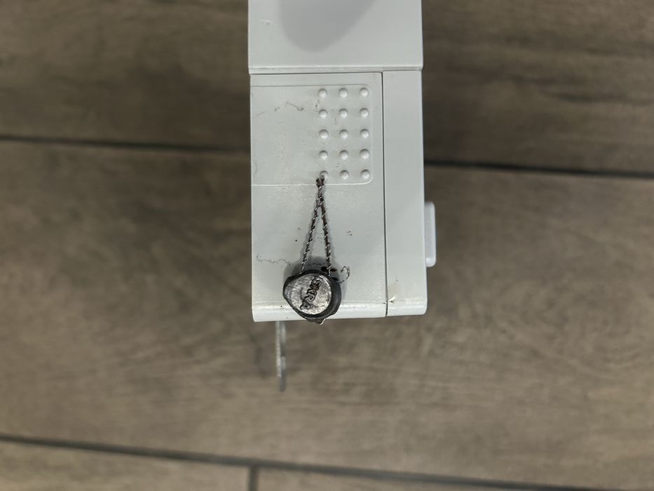 Бокс електромонтажний, стабілізатор, лічильник, перемикач резерву