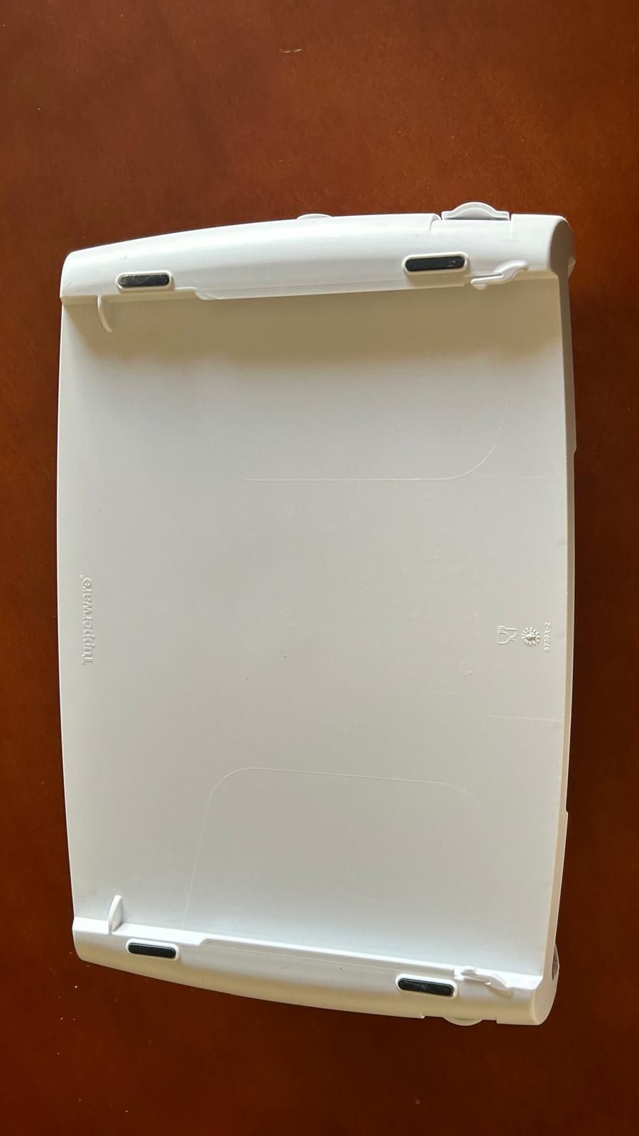 Caixa do pão TUPPERWARE
