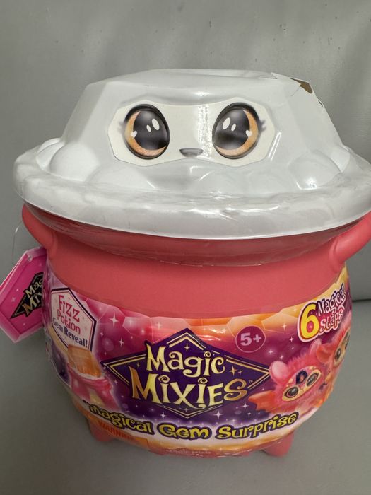 Волшебный котелок (магический кристалл). Игровой набор  "Magic Mixies"