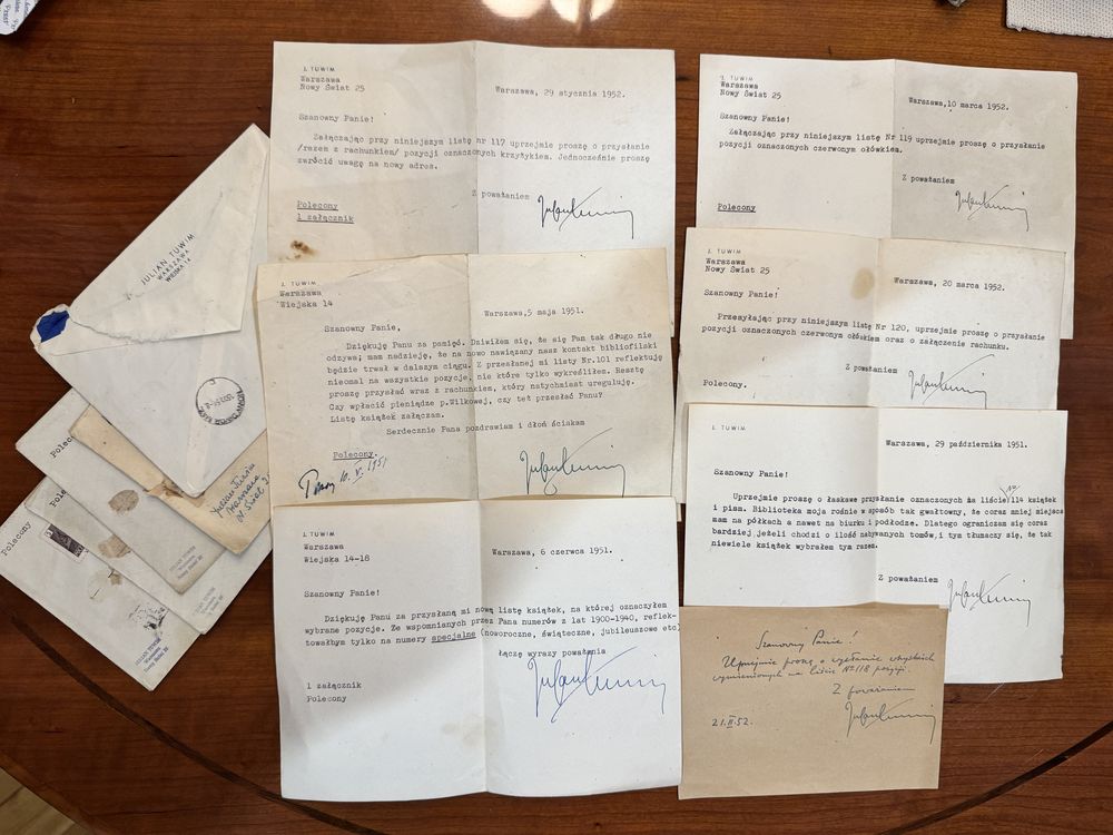 11 listów Juliana Tuwima autografy unikat i koperty