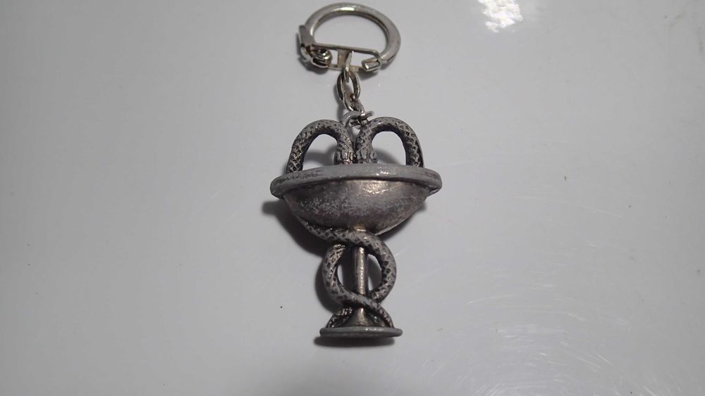 Porta Chaves antigos em metal e acrílico