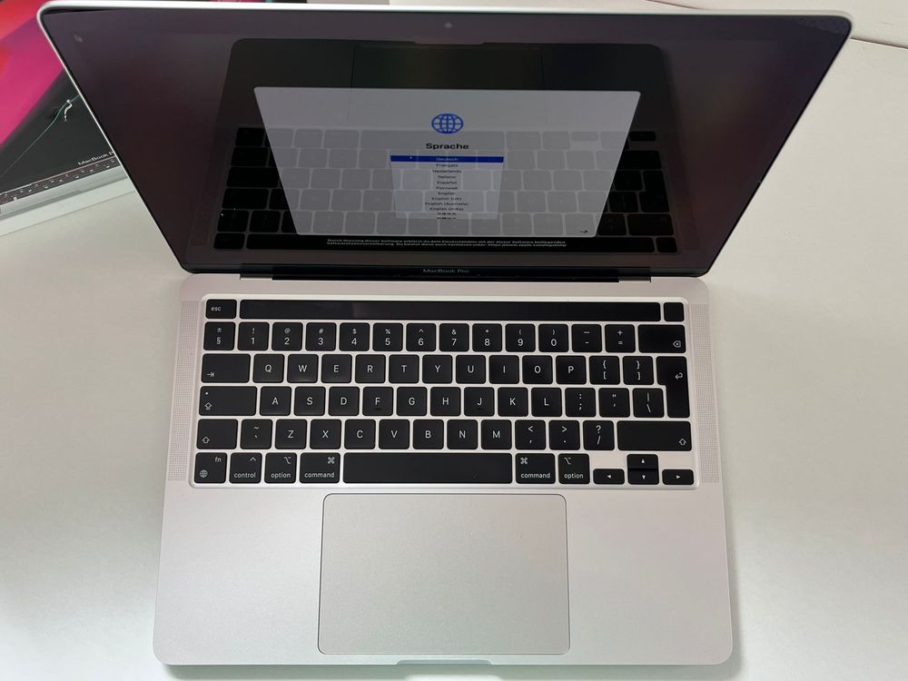 MacBook Pro 13 MI/8GB/256GB/A2338