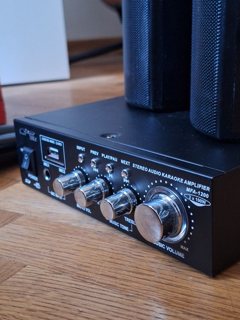 Wzmacniacz, zestaw karaoke LTC 1200.