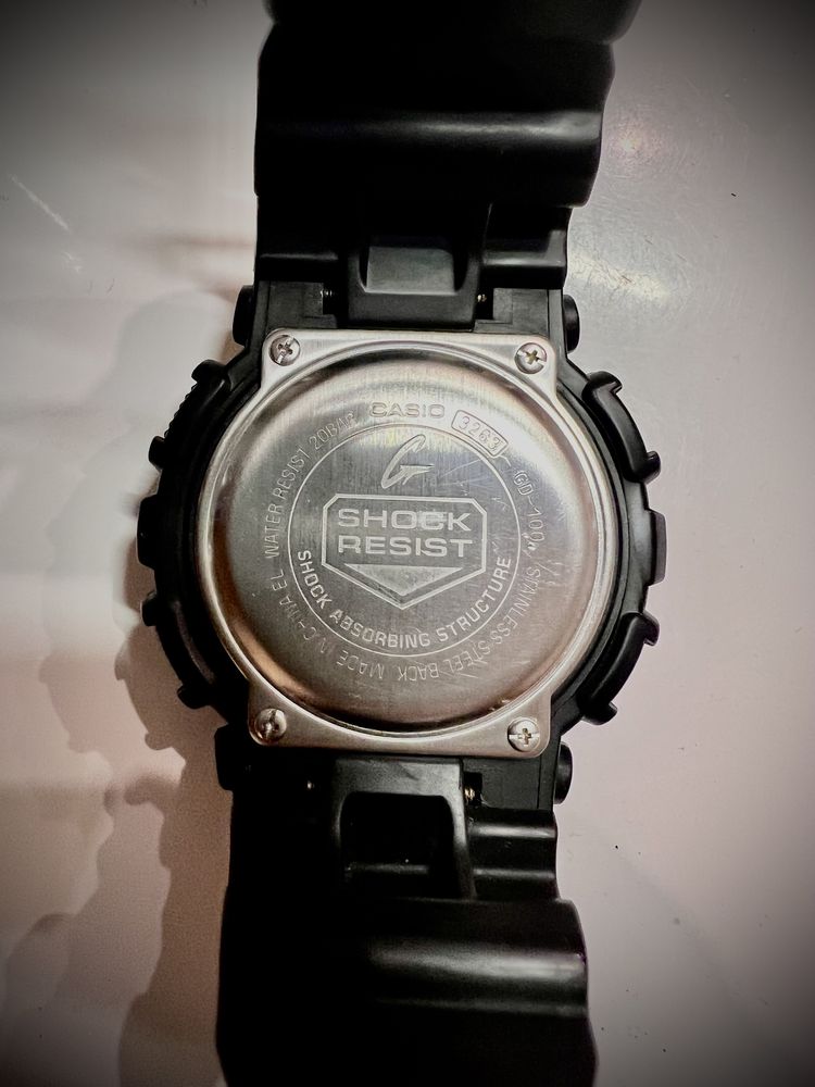 Casio G-SHOCK GD-100 б/в