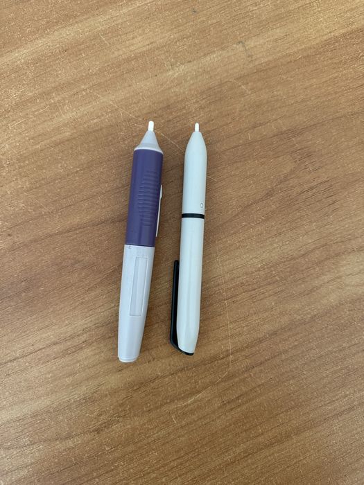 Інтерактивна дошка Clasus Board 85 + проєктор DW882ST